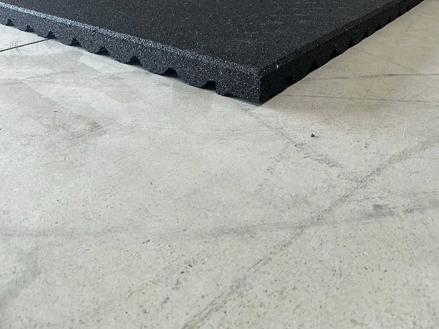 Rubberen tegel (35 m²) - afbeelding 3 van  4