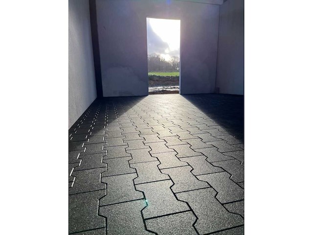 Rubberen tegel vloer (100 m²) - afbeelding 6 van  6