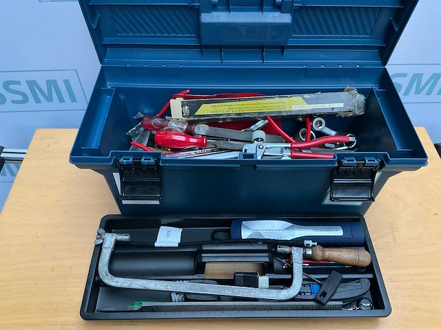 Rubbermaid - 7714 - tool box - afbeelding 1 van  6