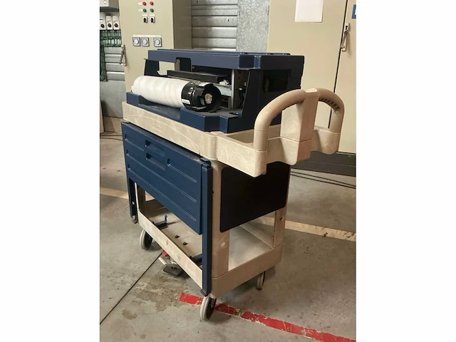 Rubbermaid ez-swap opberg-/wisselwagen - afbeelding 4 van  6