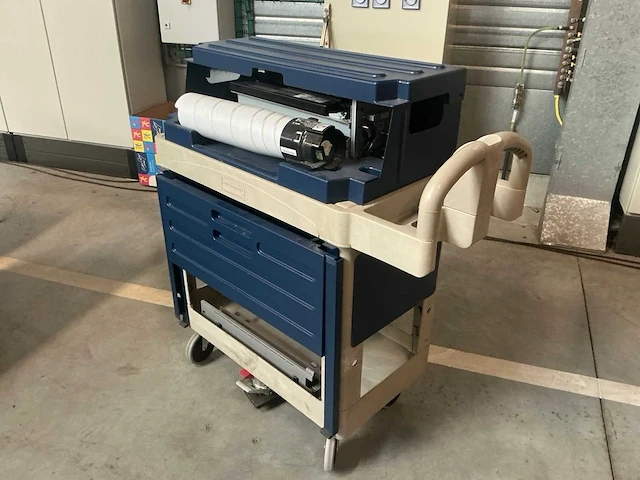 Rubbermaid ez-swap opberg-/wisselwagen - afbeelding 2 van  6