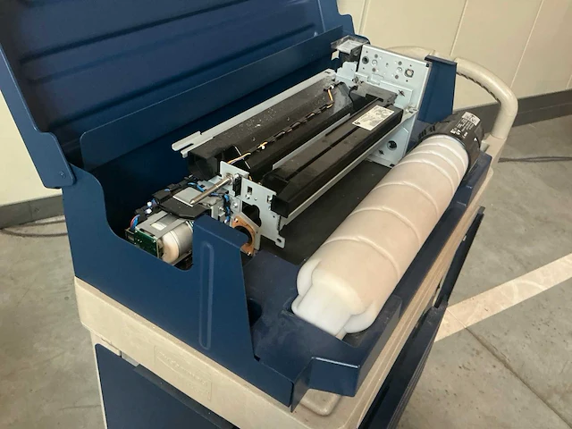 Rubbermaid ez-swap opberg-/wisselwagen - afbeelding 5 van  6