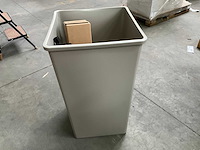 Rubbermaid landmark series container prullenbak met asbak, inhoud 50 gallon - afbeelding 4 van  8