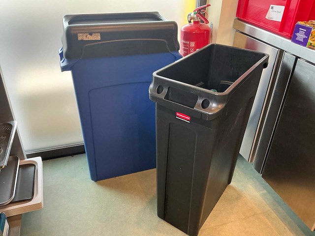 Rubbermaid slimjim afvalemmer (3x) - afbeelding 1 van  4