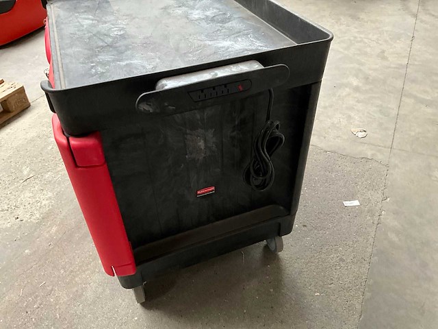 Rubbermaid trademaster gereedschapswagen +/- (lxbxh) 125 x 67 x 86cm - afbeelding 2 van  8