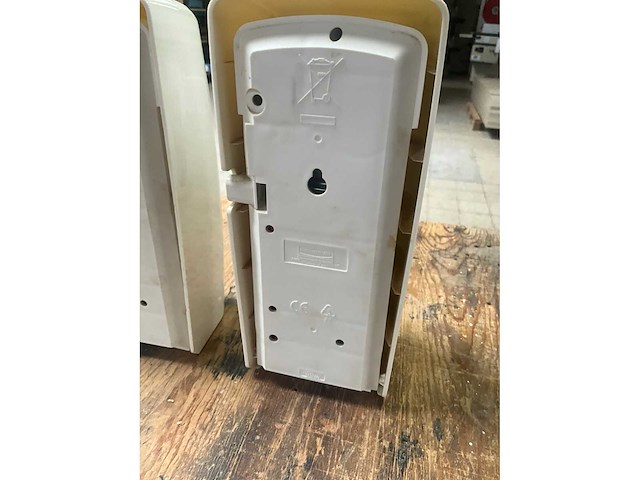 Rubbermaid vliegendispensers/verdelgers (4x) - afbeelding 3 van  4