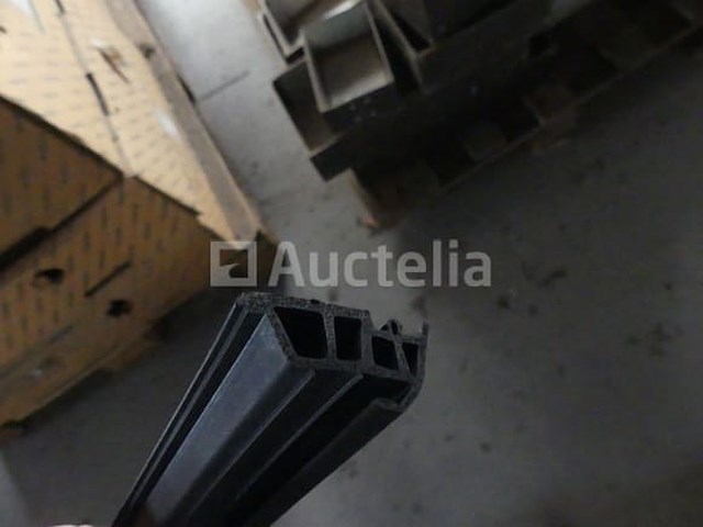 Rubberprofielen voor schuco aluminium frames - afbeelding 2 van  5
