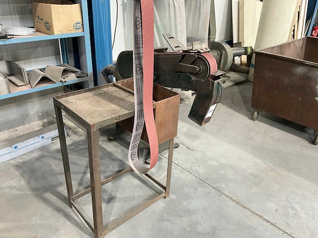 Rubbers bandschuurmachine - afbeelding 2 van  3