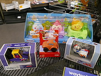 Ruberen straten en autos - afbeelding 2 van  5