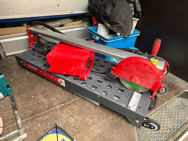 Rubi du-200 evo 850 elektrische tegelzaag (snijlengte 85 cm) - afbeelding 1 van  4