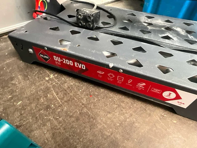 Rubi du-200 evo 850 elektrische tegelzaag (snijlengte 85 cm) - afbeelding 3 van  4