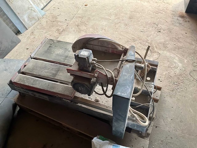 Rubi steenzaagmachine - afbeelding 5 van  10