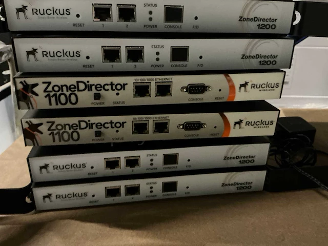 Ruckus zonedirector wlan controller (7x) - afbeelding 3 van  4