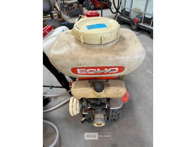 Rugsproeier echo op benzine - afbeelding 2 van  4