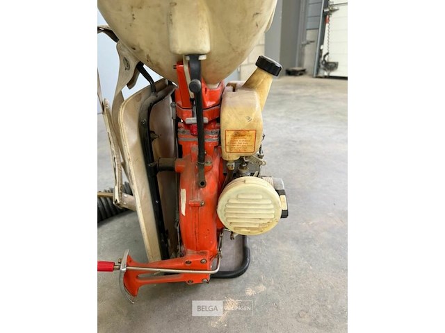 Rugsproeier echo op benzine - afbeelding 4 van  4