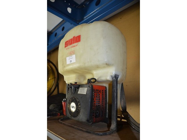 Rugsproeier solo 422 op benzinemotor, 2 drukspuiten 10l - afbeelding 2 van  7