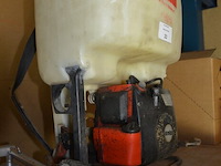Rugsproeier solo 422 op benzinemotor, 2 drukspuiten 10l - afbeelding 4 van  7