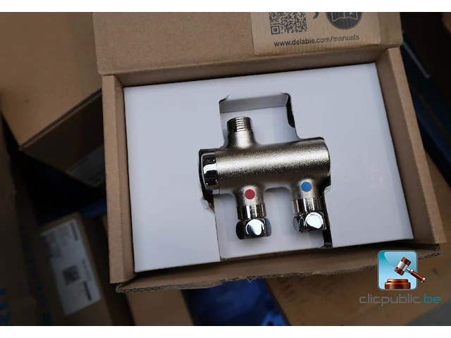 Ruim assortiment aan accessoires voor verwarming en sanitair - afbeelding 2 van  16