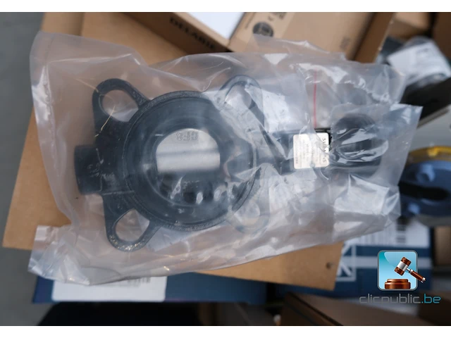 Ruim assortiment aan accessoires voor verwarming en sanitair - afbeelding 16 van  16