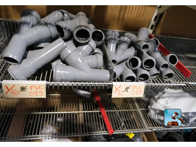 Ruim assortiment aan afdichtingen en koppelingen - afbeelding 19 van  20