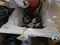 Ruim assortiment aan sanitair - afbeelding 12 van  15