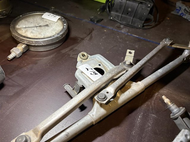 Ruitenwissermechanisme - afbeelding 1 van  3