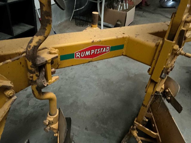 Rumptstad vwv -b-402 varimax ploeg - afbeelding 9 van  10