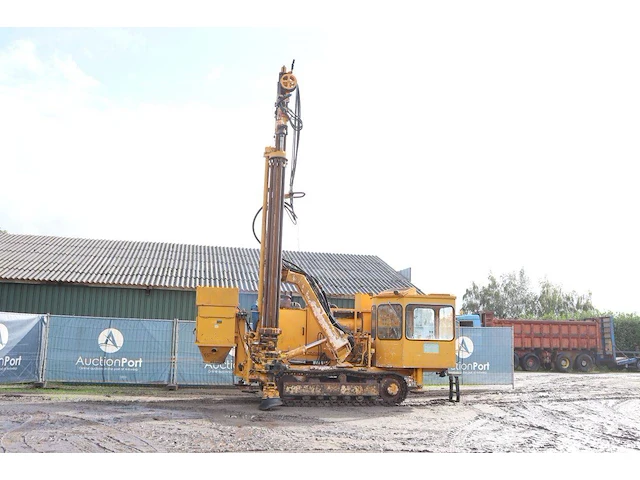 Rupsboorinstallatie hausherr hbm 60-r6 diesel 104kw 1992 - afbeelding 1 van  1