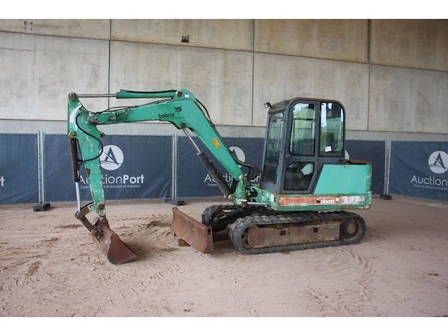 Rupsgraafmachine bobcat 337 diesel 2000 - afbeelding 1 van  1