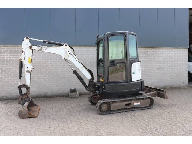 Rupsgraafmachine bobcat diesel - afbeelding 1 van  1