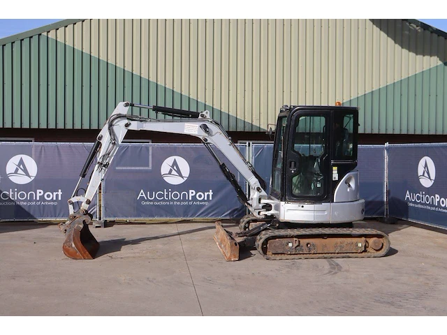 Rupsgraafmachine caterpillar 304e diesel 31.2kw 2014 - afbeelding 1 van  1
