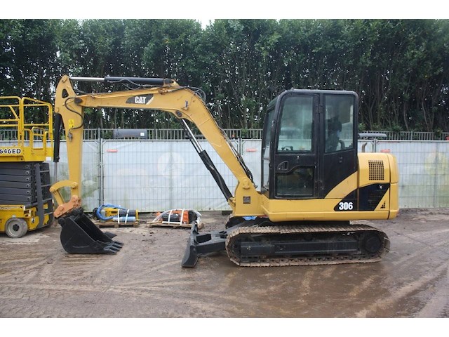 Rupsgraafmachine caterpillar 306 diesel 40.5kw 2011 - afbeelding 1 van  1