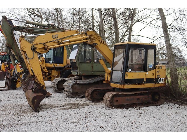Rupsgraafmachine caterpillar e70b diesel - afbeelding 1 van  1