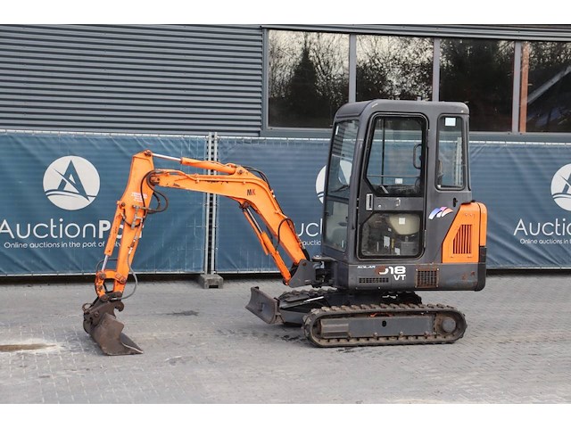 Rupsgraafmachine doosan d18 vt diesel - afbeelding 1 van  1