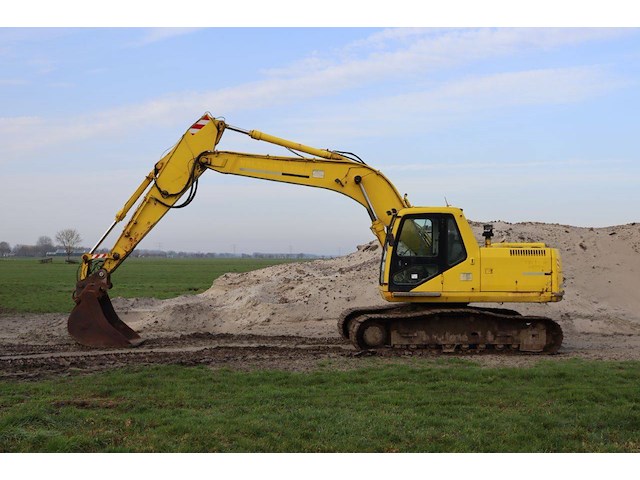 Rupsgraafmachine etec 818 rlc diesel 91.7kw 2002 - afbeelding 1 van  1