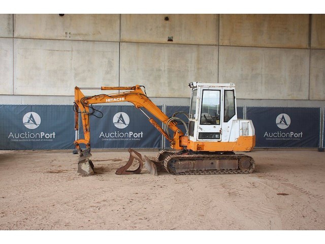 Rupsgraafmachine hitachi hm 45sa-2 diesel 1990 - afbeelding 1 van  1