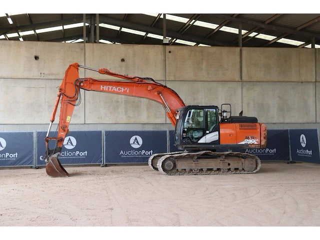 Rupsgraafmachine hitachi zaxis 210 lc diesel 128kw - afbeelding 1 van  1