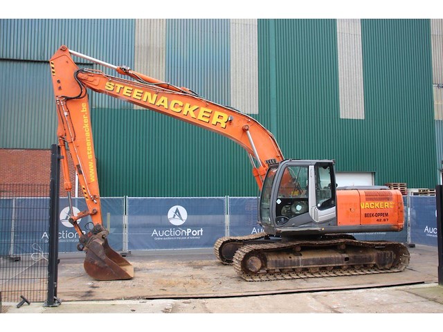 Rupsgraafmachine hitachi zx210lc-3 diesel 122kw 2009 - afbeelding 1 van  1