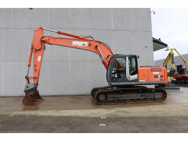 Rupsgraafmachine hitachi zx210lc-3 diesel 122kw 2012 - afbeelding 1 van  1