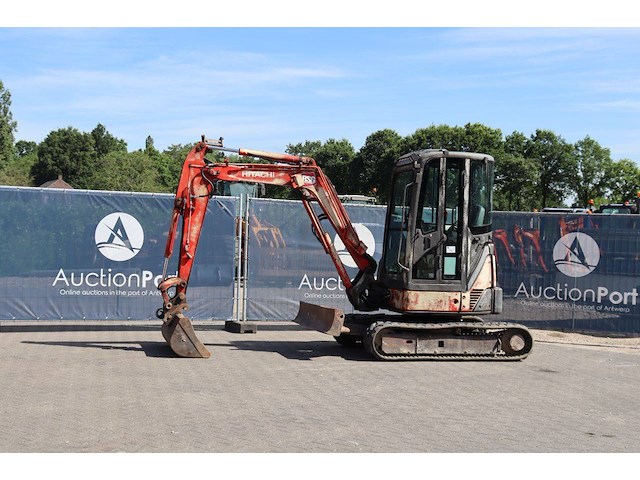 Rupsgraafmachine hitachi zx30u-2 diesel 22.3kw 2005 - afbeelding 1 van  1