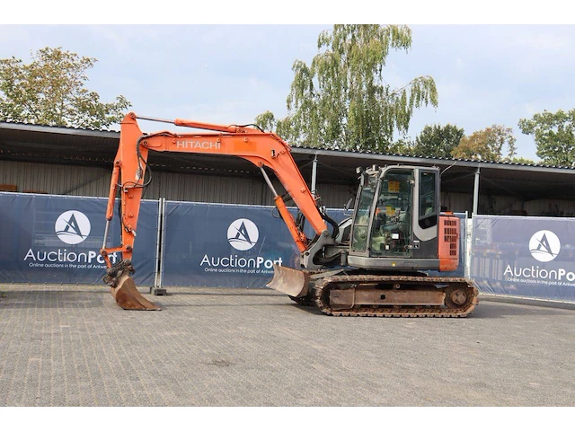 Rupsgraafmachine hitachi zx85usblc-3 diesel 39.4kw 2010 - afbeelding 1 van  1