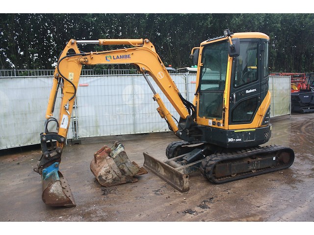 Rupsgraafmachine hyundai robex 30z-9ak diesel 17.3kw 2022 - afbeelding 1 van  1