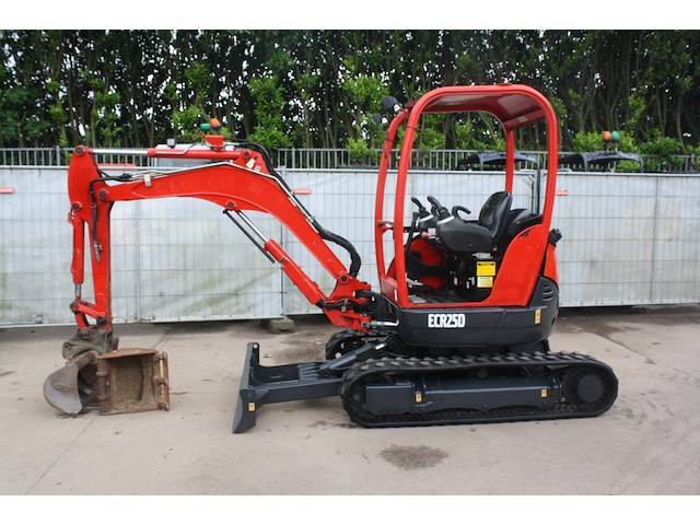 Rupsgraafmachine jcb 8025 diesel 20kw 2018 - afbeelding 1 van  1