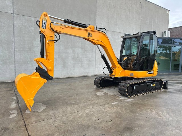 Rupsgraafmachine jcb 8056 diesel 2009 - afbeelding 1 van  1