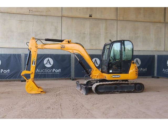 Rupsgraafmachine jcb 8056 diesel 41kw 2011 - afbeelding 1 van  1