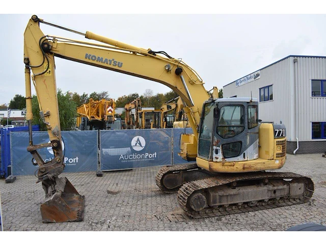 Rupsgraafmachine komatsu pc288us-3 diesel 2001 - afbeelding 1 van  1