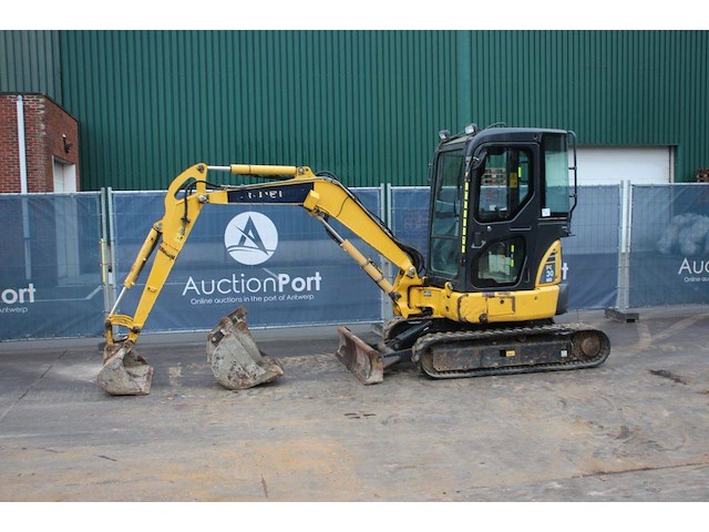 Rupsgraafmachine komatsu pc30mr-3 diesel 22kw 2015 - afbeelding 1 van  1