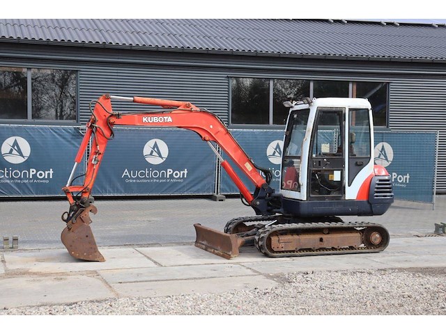 Rupsgraafmachine kubota diesel - afbeelding 1 van  1