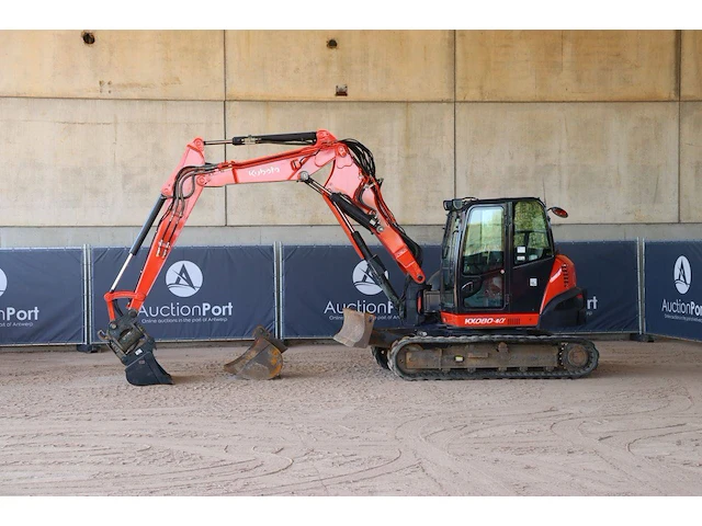 Rupsgraafmachine kubota kx080-4a diesel 46.5kw 2017 - afbeelding 1 van  1