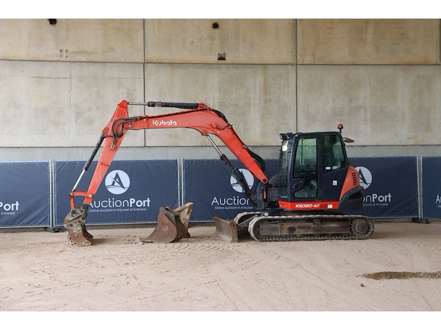 Rupsgraafmachine kubota kx080-4a diesel 46.5kw 2017 - afbeelding 1 van  1